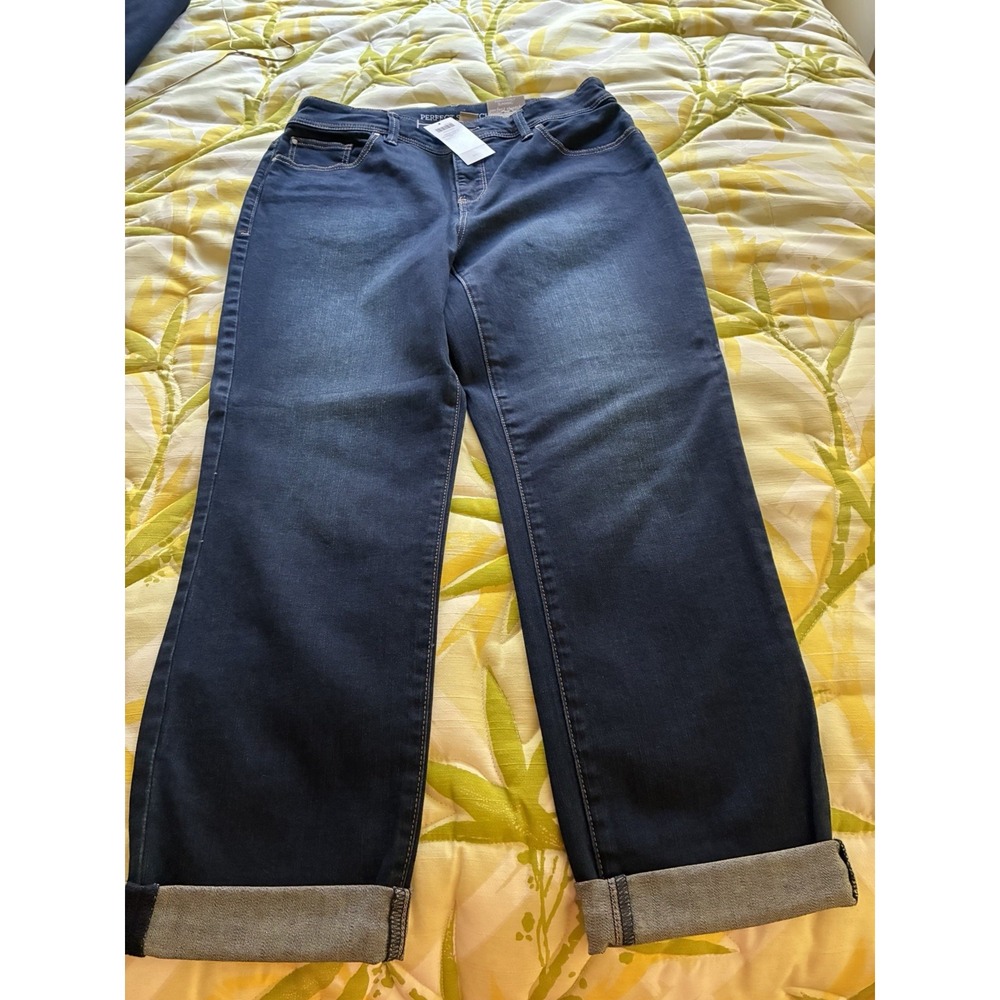 Chicos Perfect Stretch Slimming Stretch Cropped Jeans Dark Indigo Denim Women 0